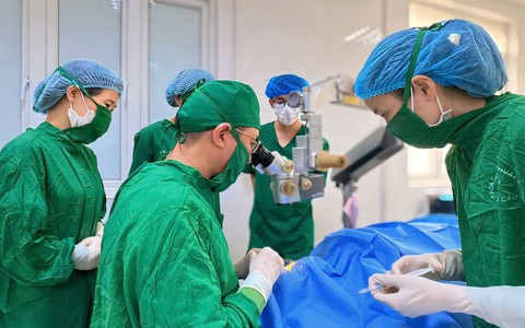 Cấp cứu kịp thời bệnh nhân bị chấn thương xuyên nhãn cầu nghiêm trọng