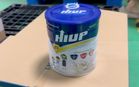Thêm 1 MC bị phạt vì quảng cáo sữa giả