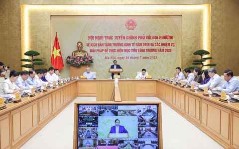 Thủ tướng: Phấn đấu quyết liệt để hoàn thành cao nhất mục tiêu tăng trưởng trên 8% 