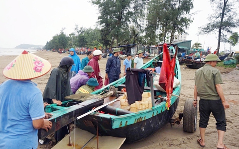 Thanh Hoá chống bão số 3 - Wipha: 6 tổ công tác đã đến các khu vực trọng điểm