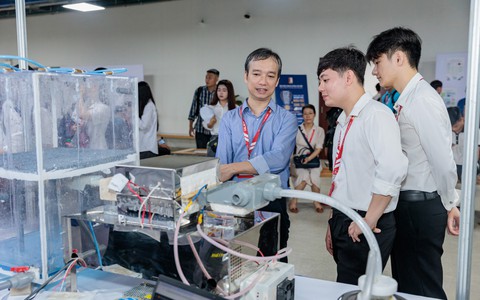 13 cơ sở giáo dục đại học được chọn dẫn dắt các trung tâm đào tạo xuất sắc và tài năng về công nghệ 4.0