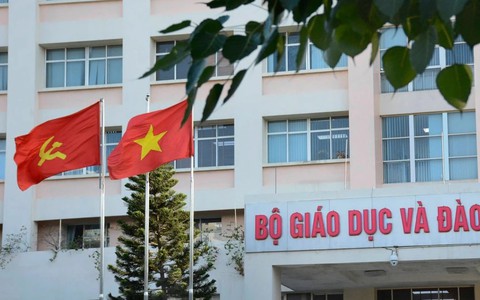 Lịch tựu trường và khai giảng năm học mới đặc biệt của học sinh cả nước