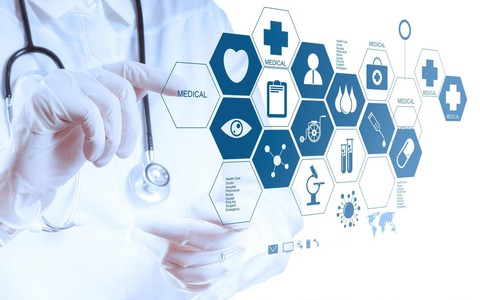 Tăng tốc chuyển đổi số trong giáo dục và y tế: Cơ hội và thách thức