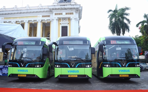 VinBus khai trương tuyến buýt điện miễn phí E11 phục vụ người dân tham quan các điểm du lịch nổi tiếng của Thủ đô