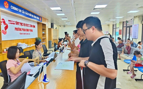Kết luận của Bộ Chính trị, Ban Bí thư về kết quả hoạt động của chính quyền 2 cấp