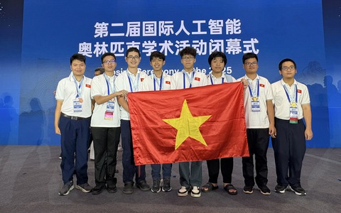 Đội tuyển Việt Nam lọt top 4 tại Olympic Trí tuệ nhân tạo quốc tế 2025