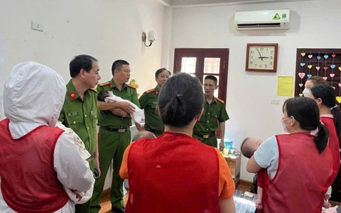 Đường dây mang thai hộ xuyên quốc gia hoạt động như thế nào?