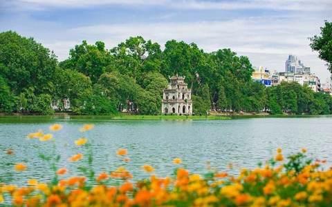 Nhiều cá nhân trong các trường học Hà Nội được tặng danh hiệu “Người tốt, việc tốt” 