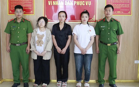 Dùng chiêu "việc nhẹ lương cao", 3 đối tượng nữ lừa bán 13 người ra nước ngoài