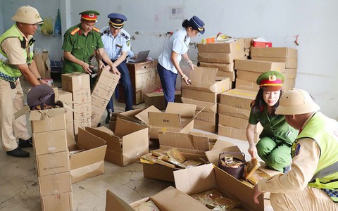 Thu giữ hơn 4 ngàn bánh trung thu không rõ nguồn gốc
