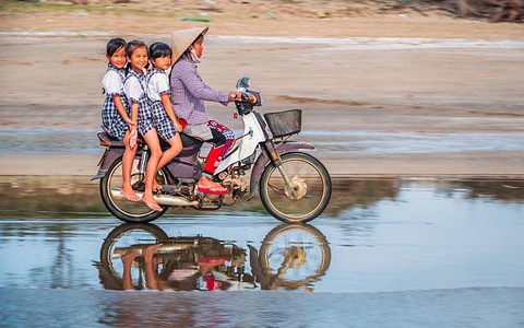 Thời tiết 10 ngày sau khai giảng: Nắng nóng, mưa xen