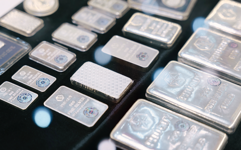 Giá bạc tiếp tục là điểm sáng của thị trường