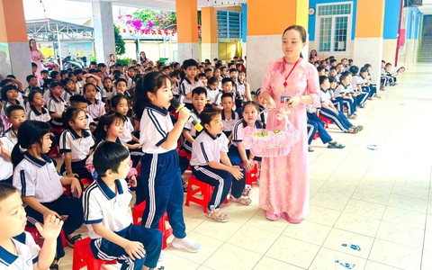 Học sinh Thành phố Hồ Chí Minh được tư vấn nghề nghiệp từ bậc tiểu học đến giáo dục đại học