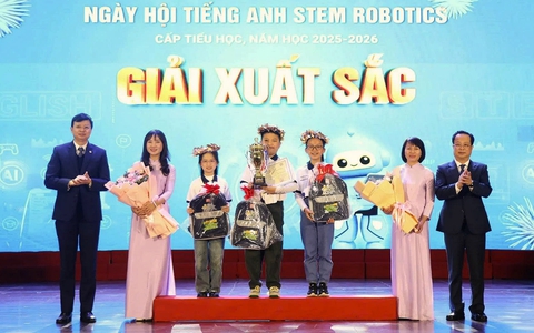Tổng kết, trao giải "Ngày hội tiếng Anh STEM Robotics" cấp tiểu học Hà Nội