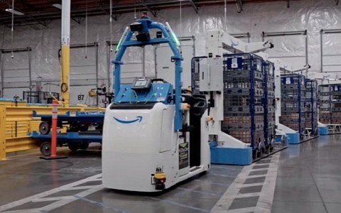 Amazon dồn lực cho AI, cắt giảm 10% lượng nhân viên văn phòng