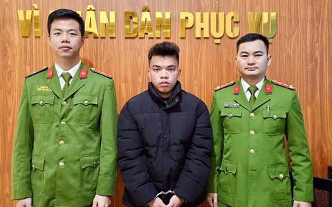 Bắt đối tượng lừa đảo chiếm đoạt tiền đặt cọc mua bán chó, mèo qua mạng