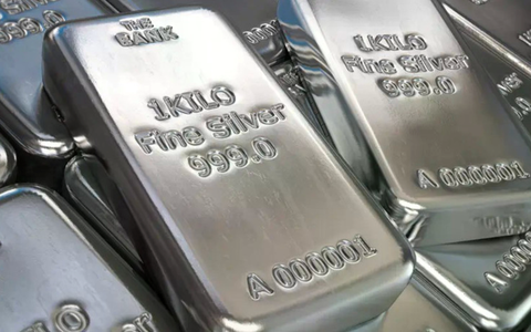 Năm 2026: Không chỉ vàng, giá bạc cũng được quan tâm không kém