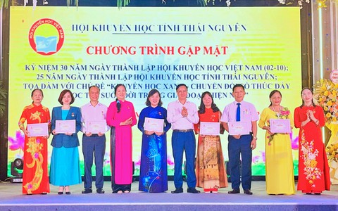 Thái Nguyên toạ đàm “Khuyến học xanh - Chuyển đổi số” định hướng hoạt động khuyến học