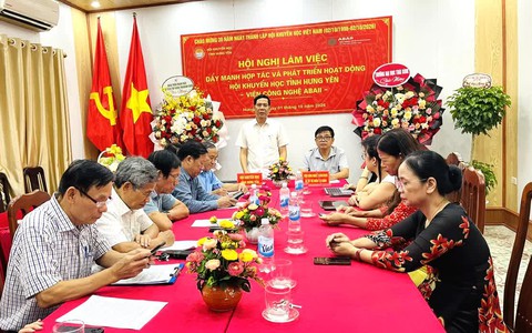 Hội Khuyến học Hưng Yên tăng cường đẩy mạnh chuyển đổi số và ứng dụng AI