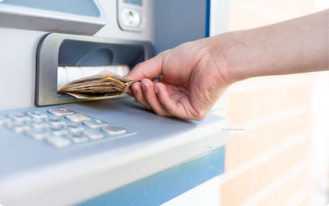 Cần chú ý những trường hợp bị tạm dừng giao dịch ngân hàng