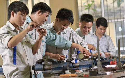 Giáo viên nghề có thể được cấp chứng chỉ năng lực mà không cần tham gia khóa bồi dưỡng