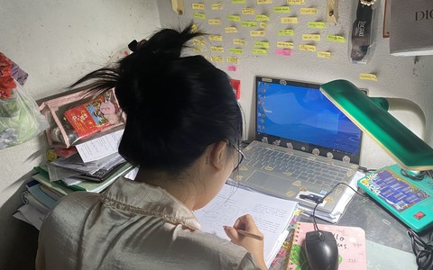 Vay cả tương lai, đâu là bài học tài chính thông minh dành cho sinh viên?