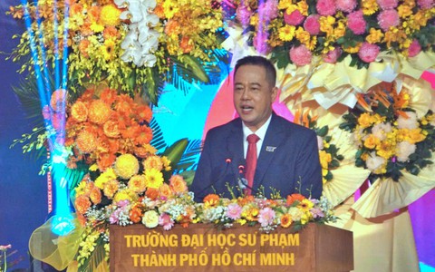 Trường Đại học Sư phạm Thành phố Hồ Chí Minh nhận Huân chương Lao động hạng Nhất