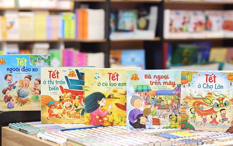 Thị trường sách: nhiều ấn phẩm Tết phong phú
