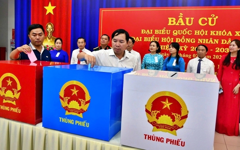 Hình ảnh bầu cử sớm tại 4 điểm bầu cử thực hiện nhiệm vụ đặc thù