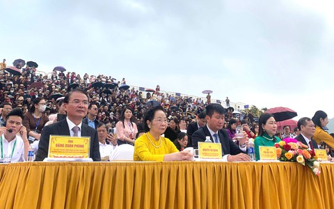 Khai mạc Hội Xuân "Bình minh cõi Phật - Tam Chúc khai Xuân"