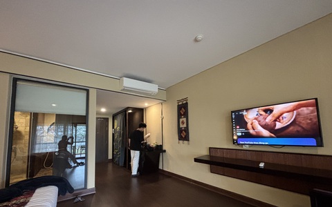 Những nguy cơ tiềm ẩn từ đồ dùng khách sạn bạn nên biết