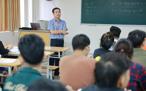 Lần đầu tiên có quy định về nhà giáo hợp đồng toàn thời gian sau khi nghỉ hưu