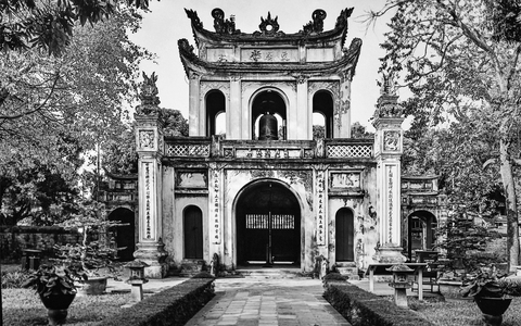 Chính sách khuyến học bằng vật chất ở triều Lý - Trần