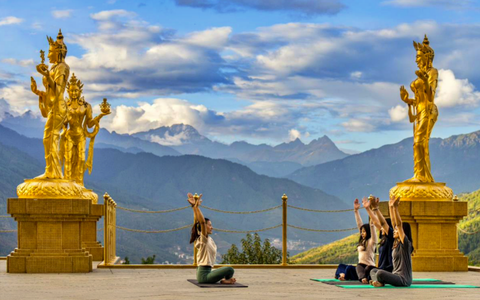 "Liệu pháp chữa lành Himalaya" hút khách du lịch đến Bhutan