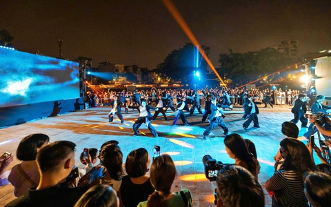 EU và thế hệ trẻ Việt Nam kết nối vì tương lai bền vững qua vũ đạo "Nước"