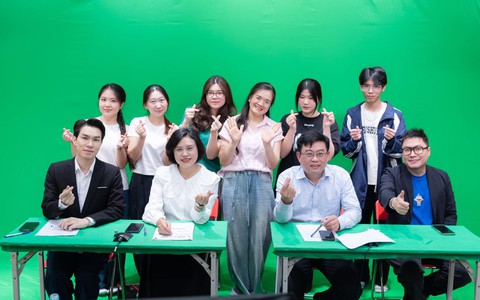 Giảng viên đại học: Chọn "đúng vai" hay chọn "đủ việc"?