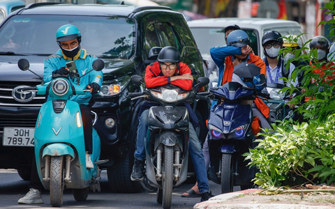 Hà Nội chưa xem xét cấm xe xăng trong Vành đai 1
