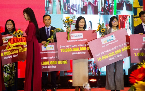SeABank ủng hộ 10 tỷ đồng hưởng ứng Tháng Nhân đạo năm 2026