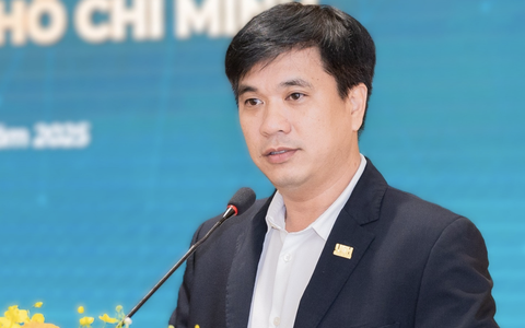 Phó giáo sư trở thành giám đốc ngôi trường mình từng đỗ thủ khoa