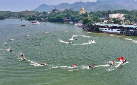 Mùa du lịch Thái Nguyên 2026 sôi động gắn với 2 vùng hồ Ba Bể và Núi Cốc
