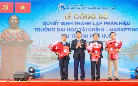 Chính thức Thành lập Phân hiệu Trường Đại học Tài chính - Marketing tại Huế