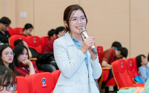 Chuyên gia quốc tế chia sẻ giải pháp triển khai EMI tại Trường Đại học Nguyễn Tất Thành