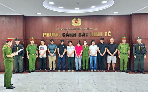 Khởi tố cán bộ kiểm lâm tiếp tay cho tội phạm mua bán động vật hoang dã