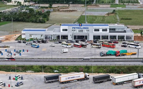 Du khách có thêm trạm dừng nghỉ đẹp trên cao tốc Bắc  Nam