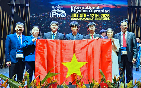 5/5 học sinh Việt Nam đoạt huy chương Olympic Vật lí quốc tế lần thứ 56