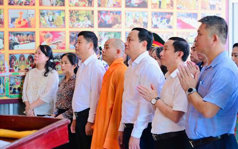 Hội nhà báo Nghệ An tưởng niệm 555 anh linh liệt sĩ là nhà báo