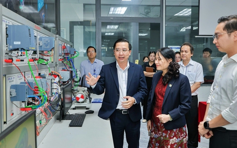 Trường Đại học Công nghiệp Thành phố Hồ Chí Minh đưa Phòng thí nghiệm Siemens vào hoạt động