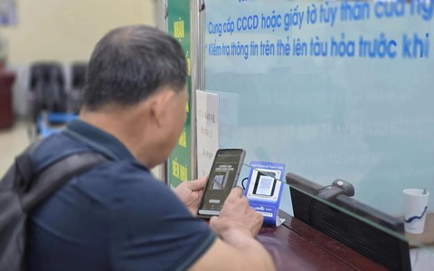 Từ 10/7, thẻ lên tàu hỏa sẽ không còn hiển thị giá vé