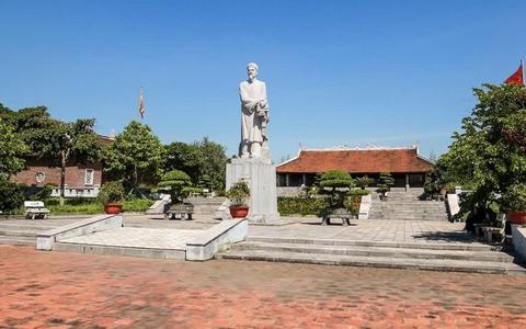 Các cơ sở giáo dục tuyên truyền kỷ niệm 300 năm Ngày sinh danh nhân văn hóa Lê Quý Đôn