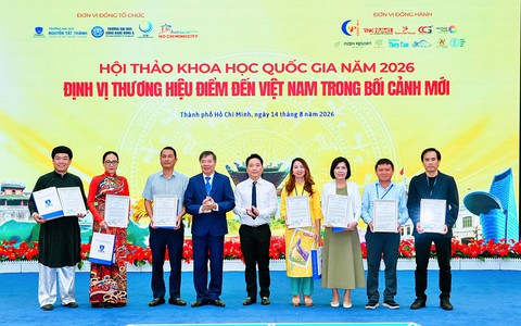 Định vị lại du lịch Việt Nam trong cuộc cạnh tranh điểm đến toàn cầu